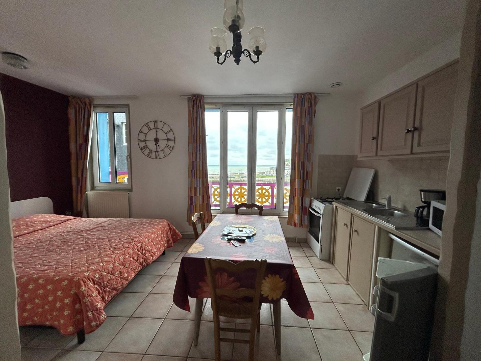 Ets Levillain-Hotel les Caletes Le Tréport Extérieur photo