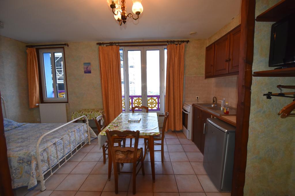 Ets Levillain-Hotel les Caletes Le Tréport Extérieur photo